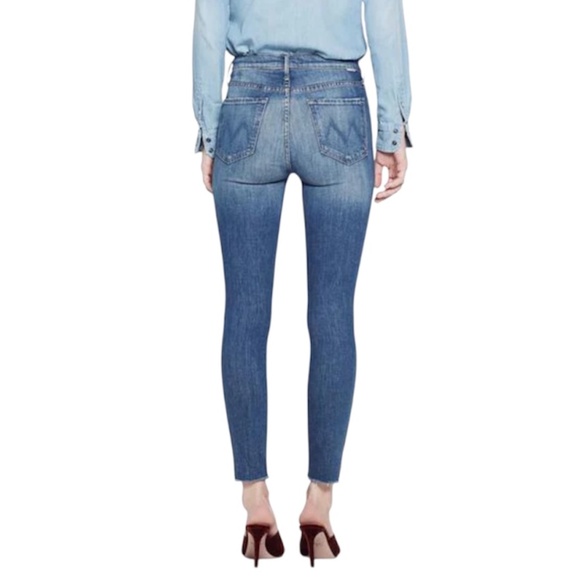 MOTHER The Vamp Fray distressed skinny jeans in Natural Born Trouble 25 - Picture 4 of 17